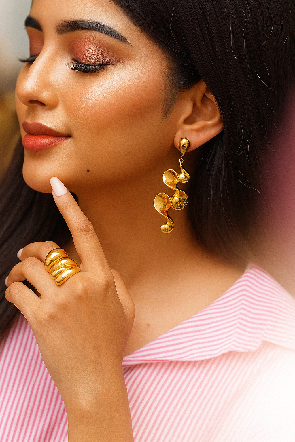 Golden Serpentine Earring